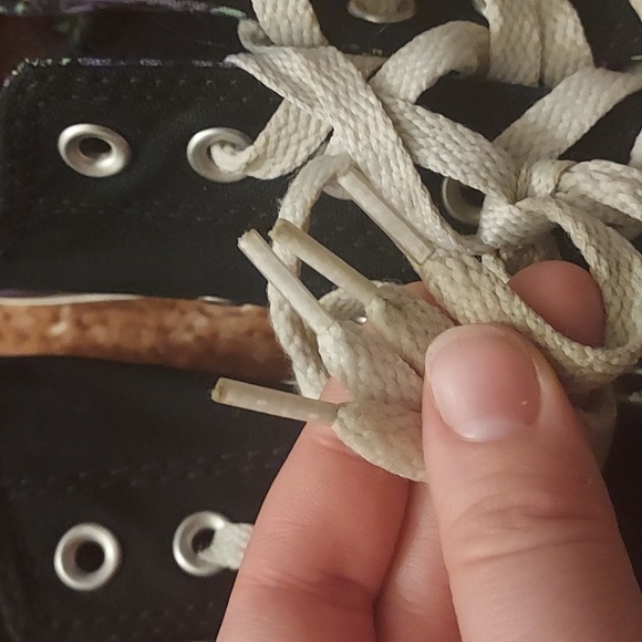 Black Low Top Converse - Picture 6 of 12